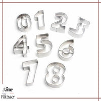 emporte piece patisserie et biscuits en grands chiffres avec taille des moules