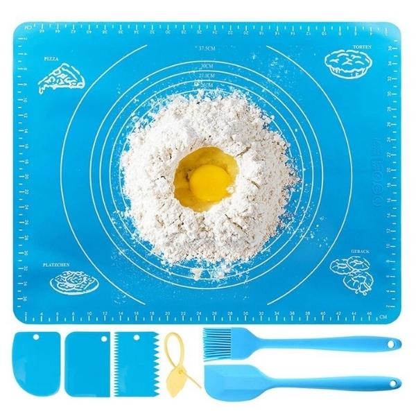 Kit Pâtisserie : Tapis Silicone 50x40 + Coupe Pate (x3)+ Spatule + Pin