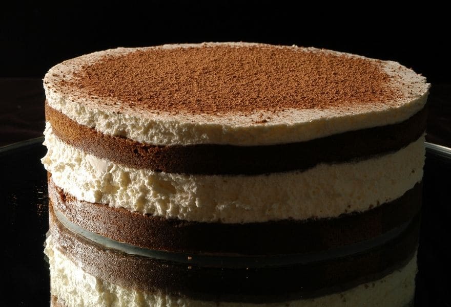 couche de genoise pour un layer cake