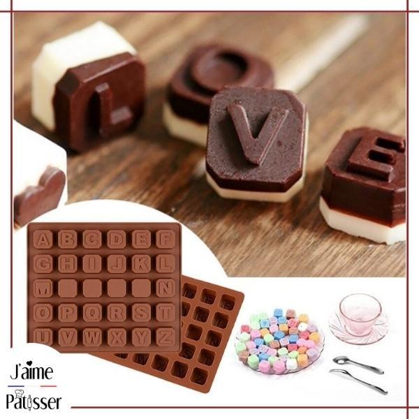Moule à chocolats alphabet en silicone - SILIKOMART