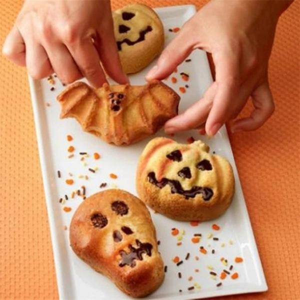 https://jaime-patisser.com/cdn/shop/products/moule-halloween-silicone-biscuits-citrouille-710_600x.jpg?v=1661631366